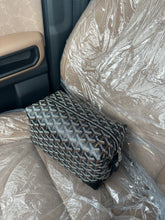 Load image into Gallery viewer, Goyard Boeing 25 Toilet Bag