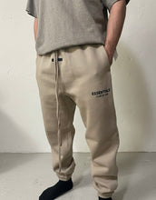 Load image into Gallery viewer, FEAR OF GOD ESSENTIALS pants (Authentic)
