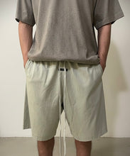 Load image into Gallery viewer, FEAR OF GOD ESSENTIALS cotton short (Authentic)
