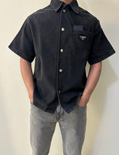 Load image into Gallery viewer, triangle-logo denim shirt
