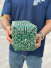 Load image into Gallery viewer, Goyard Boeing 25 Toilet Bag
