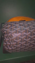 Load and play video in Gallery viewer, Goyard Boeing 25 Toilet Bag

